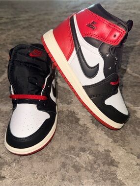Air Jordan 1 High OG Black Toe Reimagined Toddler 9C